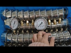 स्टेनलेस स्टील 63 मिमी रेडियल कनेक्शन ग्लिसरीन तेल भरा हुआ 600 बार हाइड्रोलिक प्रेशर गेज