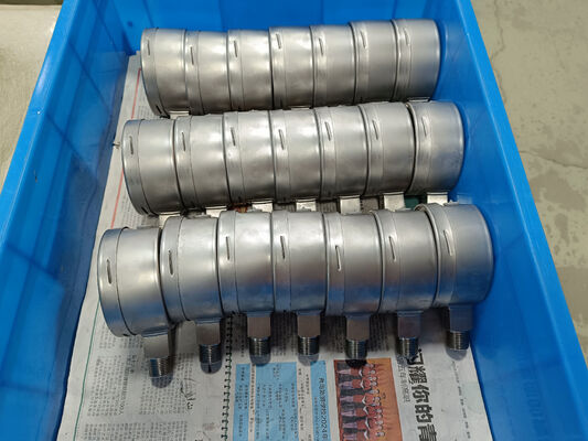 4 इंच 316 स्टेनलेस स्टील दबाव गेज के साथ बैजनेट रिंग के लिए झटका सबूत प्रदर्शन